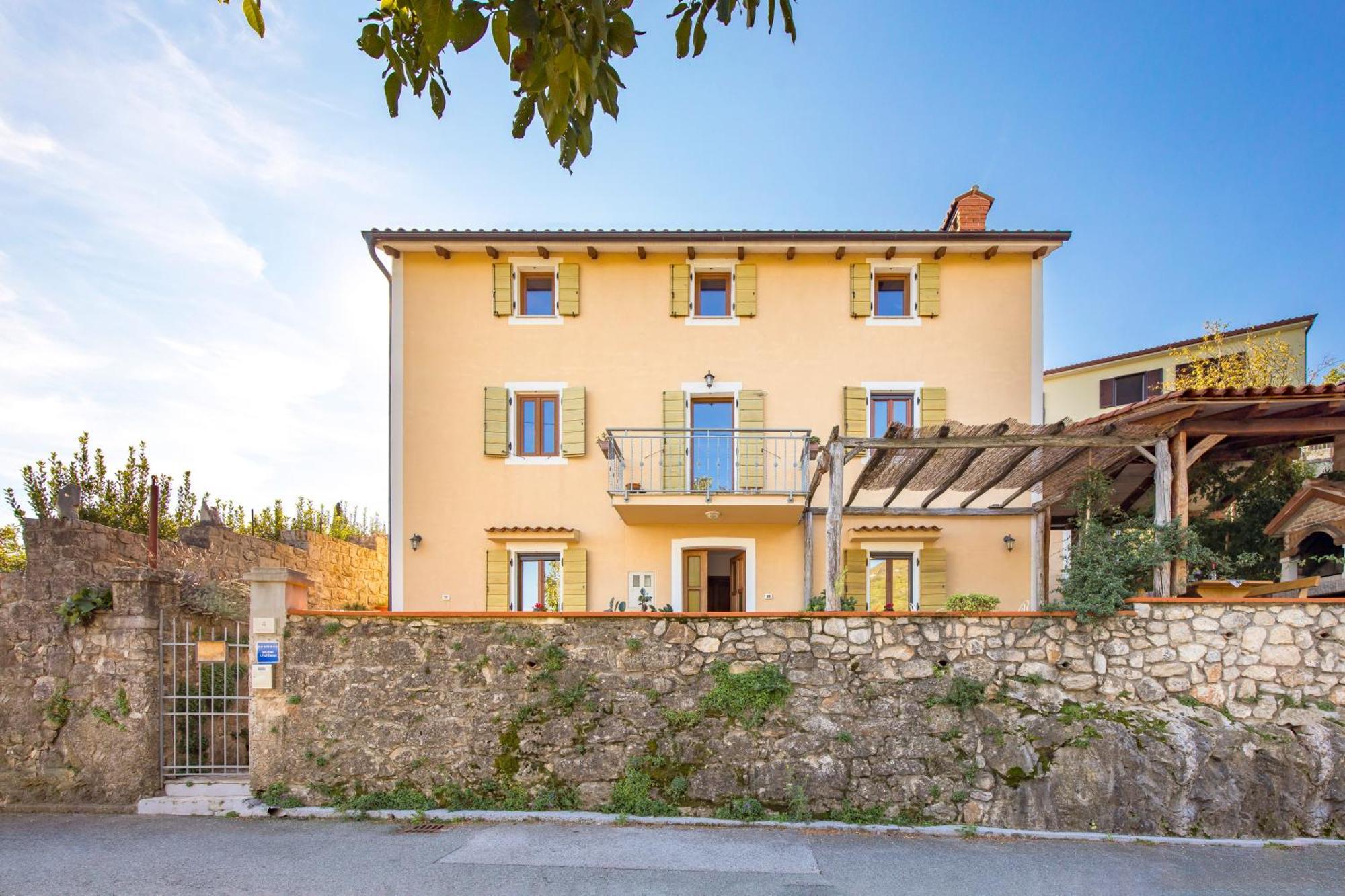 Anamaria Rustic Apartments Moscenicka Draga Exterior photo