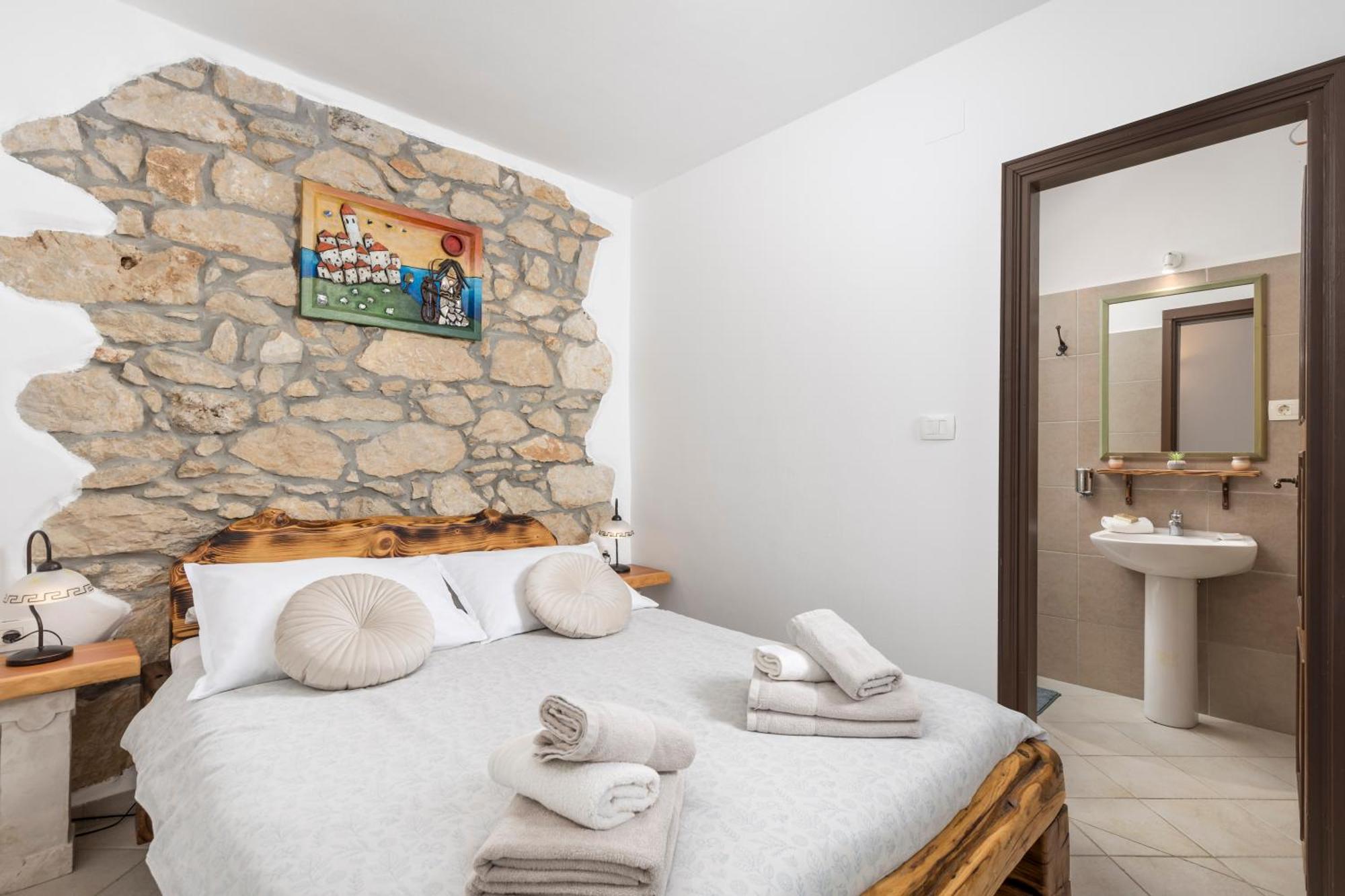 Anamaria Rustic Apartments Moscenicka Draga Exterior photo