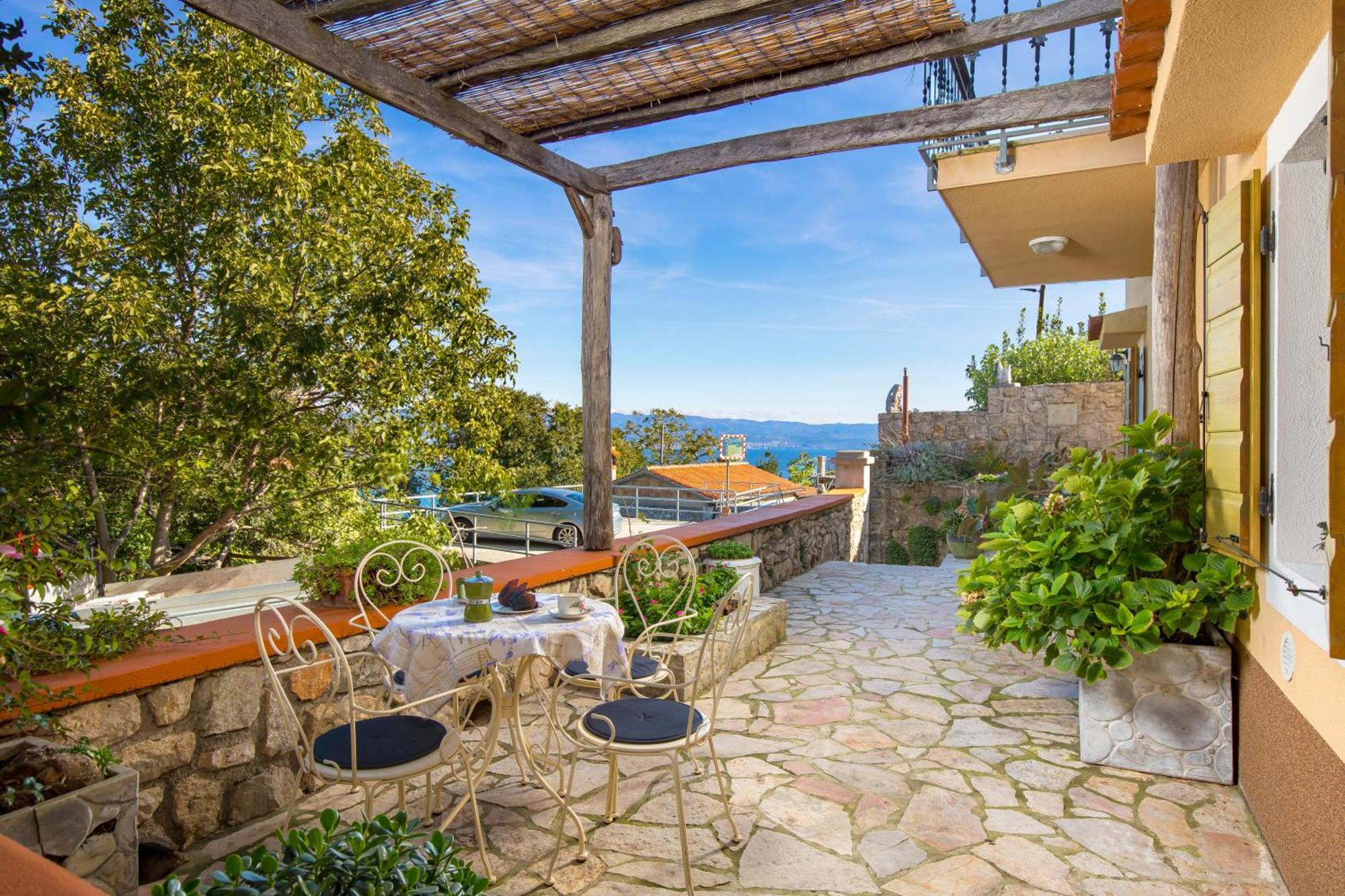 Anamaria Rustic Apartments Moscenicka Draga Exterior photo